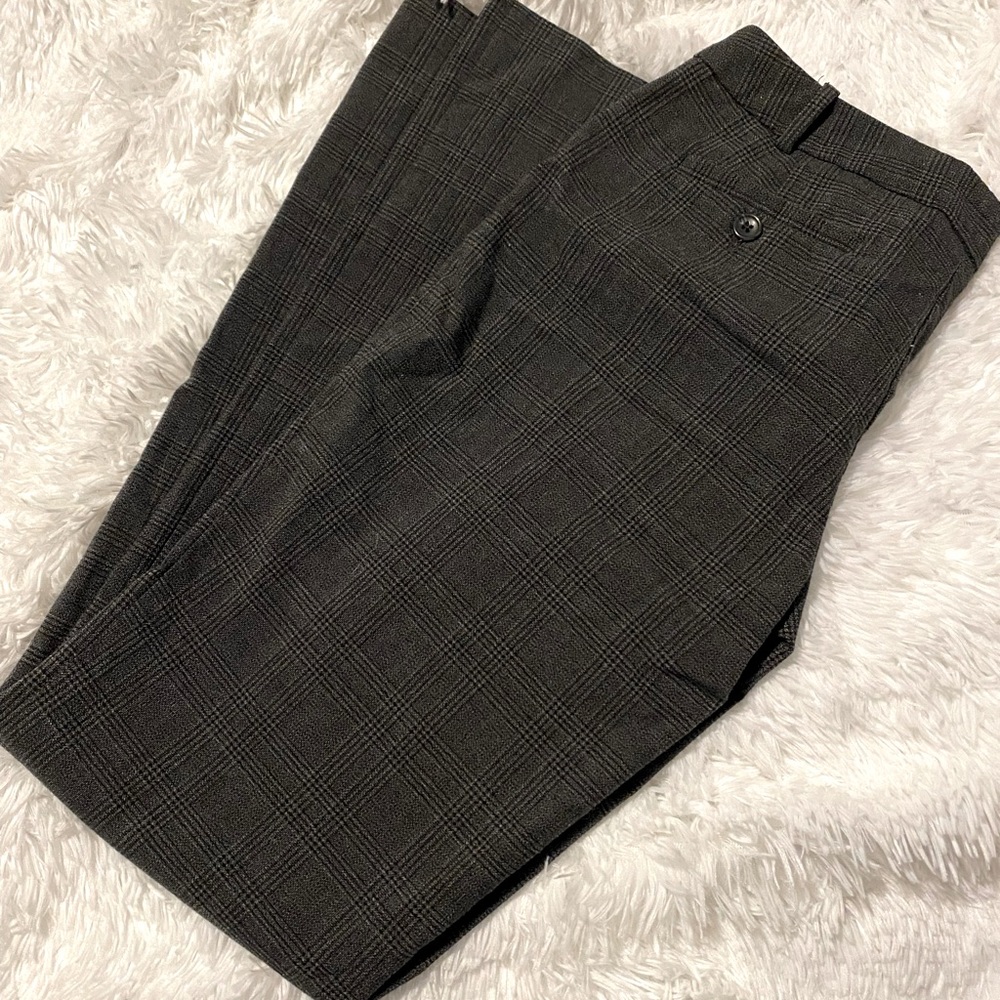 Women’s dress pants